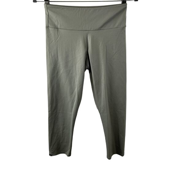Onzie Cropped Leggings Gray Mid-Rise Sweat-Wicking Stretch Activewear Size M/L - Picture 1 of 6